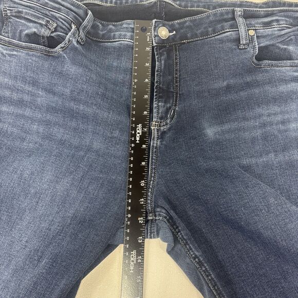 Silver Jeans Women's Plus Size 22 Blue Elyse Slim Boot Denim Jean‎ Pants - Picture 15 of 16